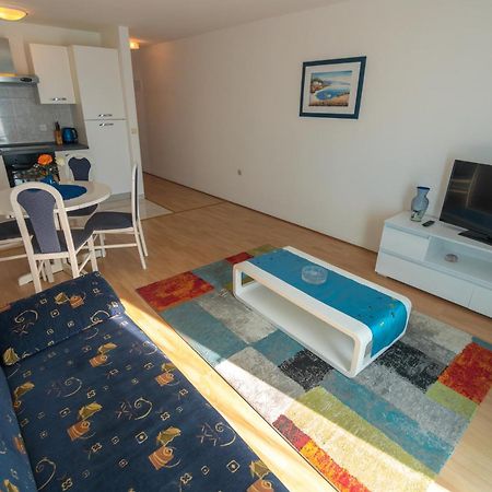 Apartments Bene Banjol Bagian luar foto
