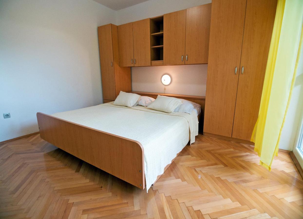 Apartments Bene Banjol Bagian luar foto