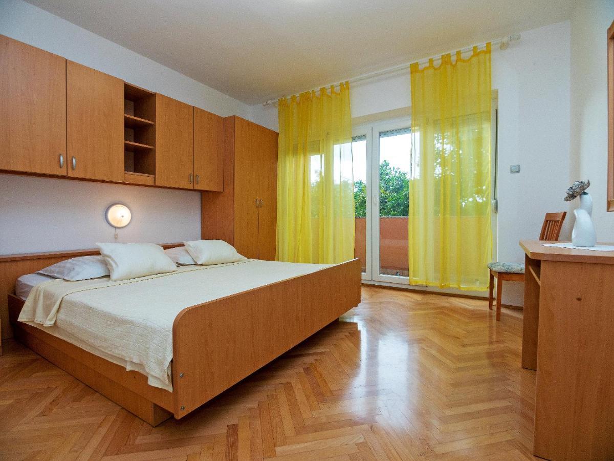 Apartments Bene Banjol Bagian luar foto