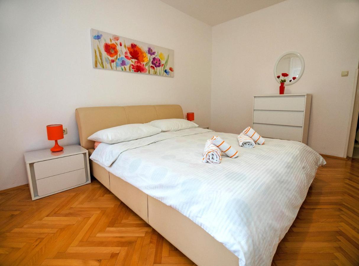 Apartments Bene Banjol Bagian luar foto