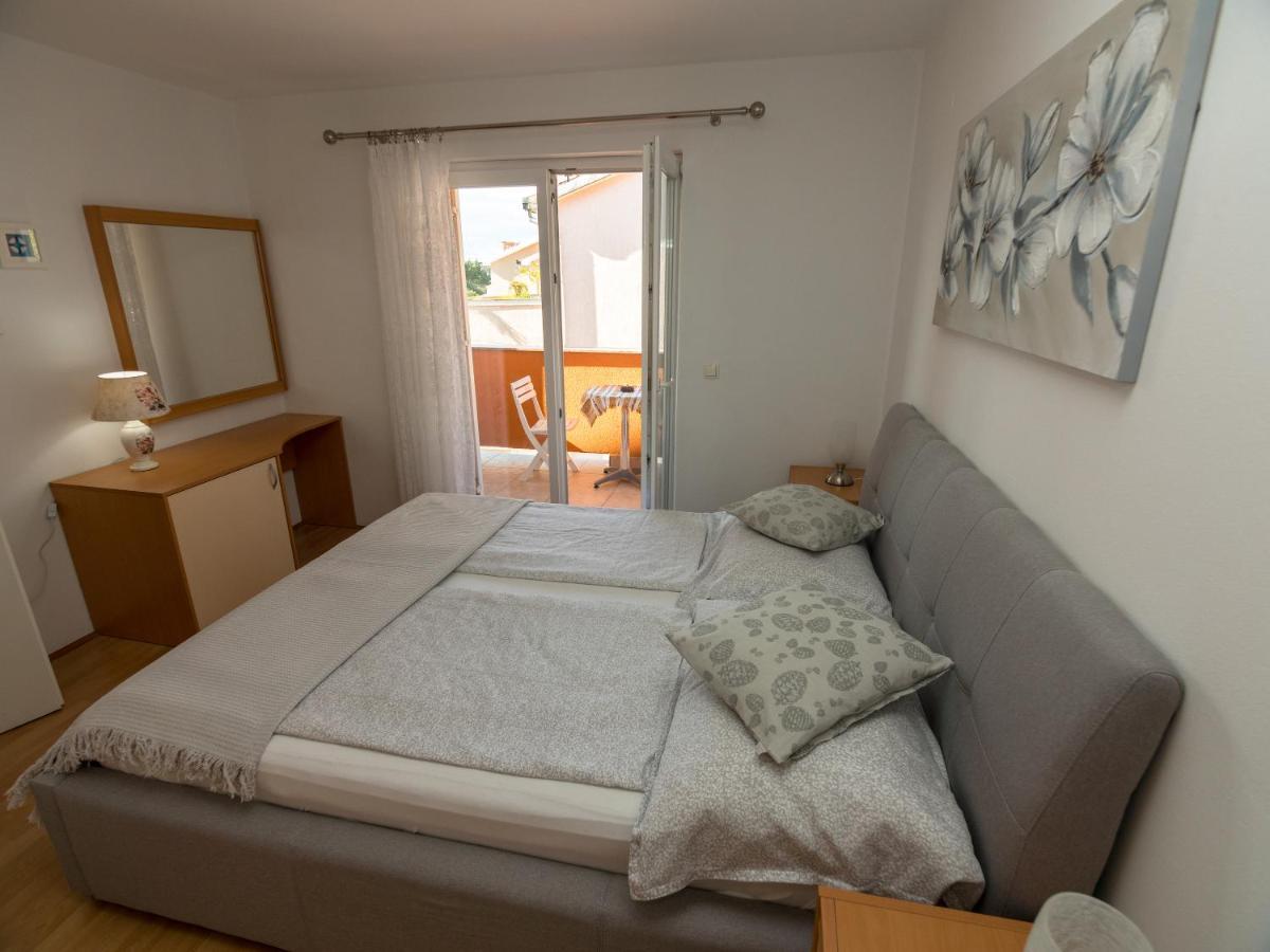 Apartments Bene Banjol Bagian luar foto